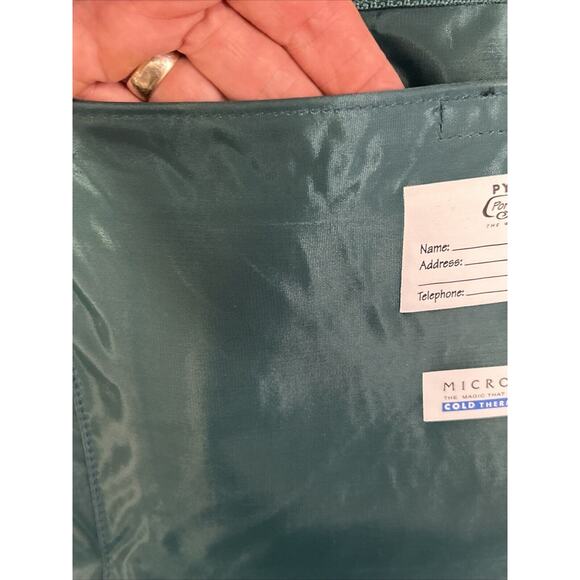 PYREX Portable Hot & Cold 3 Qt 9" x 13", Glass Bakeware Carrier Set Potluck Spcl - Picture 12 of 16